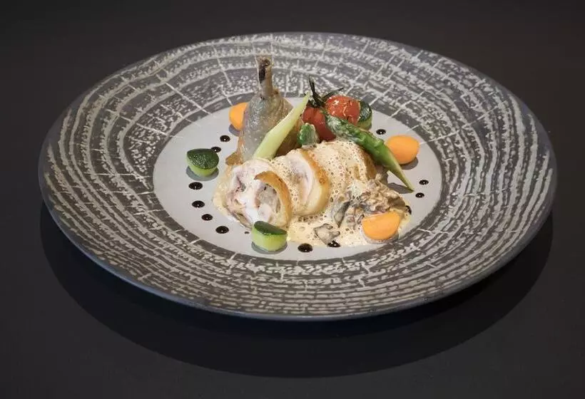 ホテル Hôtel Restaurant Bois Joly