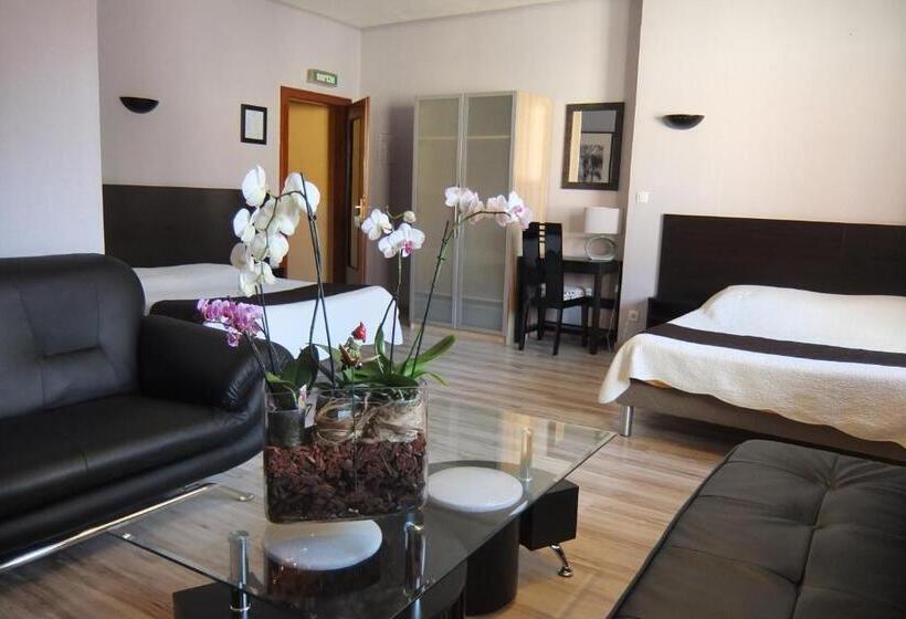 فندق Hôtel Restaurant Du Soleil Levant