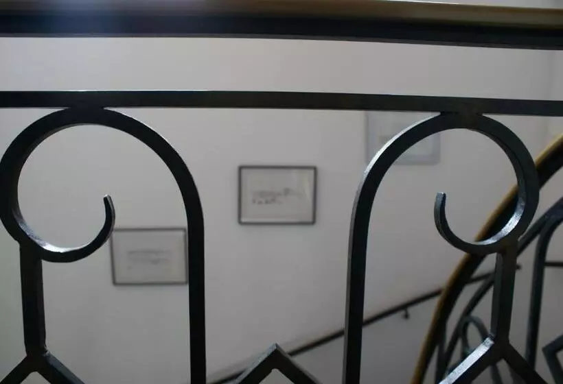 ホテル Hôtel Restaurant Et Pension Soirée étape Bel Air