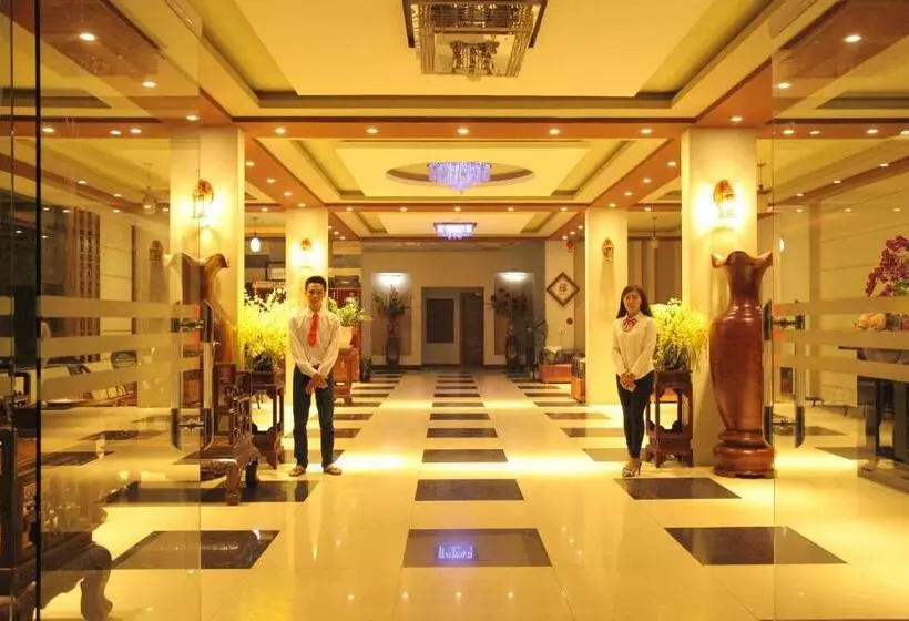هتل Khách Sạn Hoàng Gia 2 Lào Cai