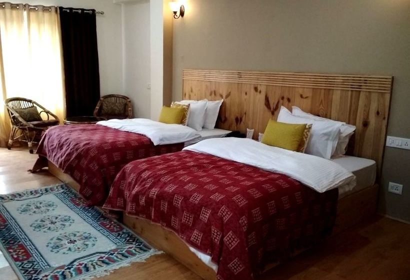 בית מלון כפרי The Mogol