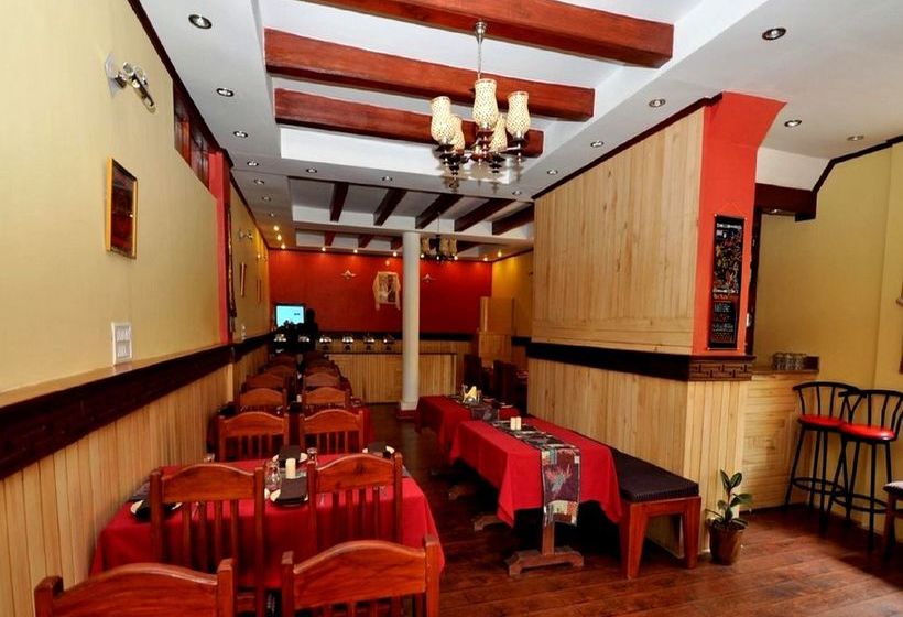 בית מלון כפרי The Mogol