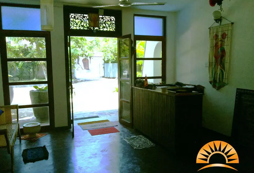 هتل Sun Ray Village Dalawella