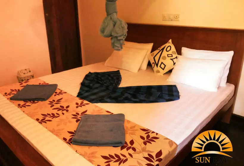 هتل Sun Ray Village Dalawella