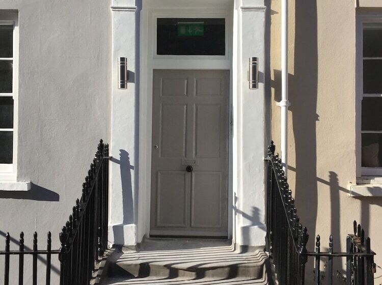 1 Bed Drake S Den By Pureserviced