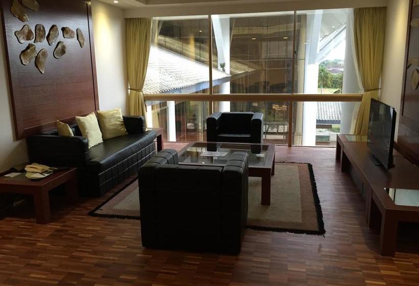 فندق Jynest Midori Green @ Austin Heights Homestay