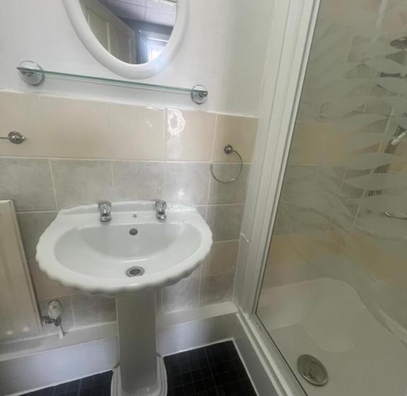 مبيت وإفطار The Holmlea