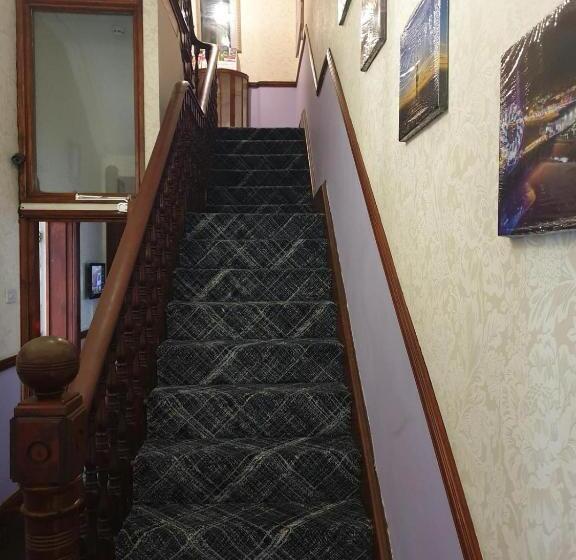 مبيت وإفطار The Holmlea