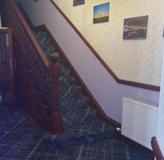 مبيت وإفطار The Holmlea