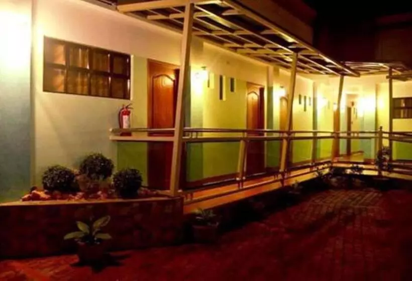 Aamiaismajoitus (B&B) Julieta S Pension House