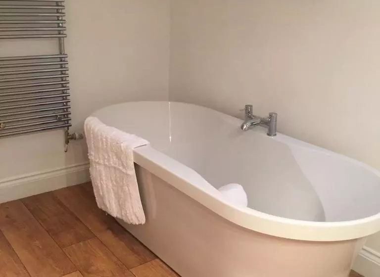 Delamere Farm B&b