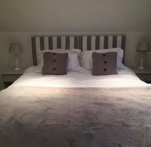 Delamere Farm B&b