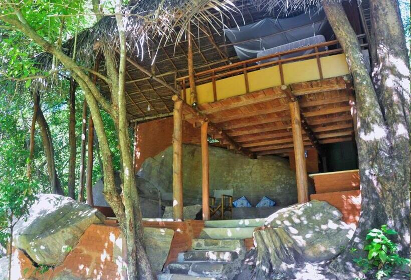 Hotel Back Of Beyond   Wild Haven