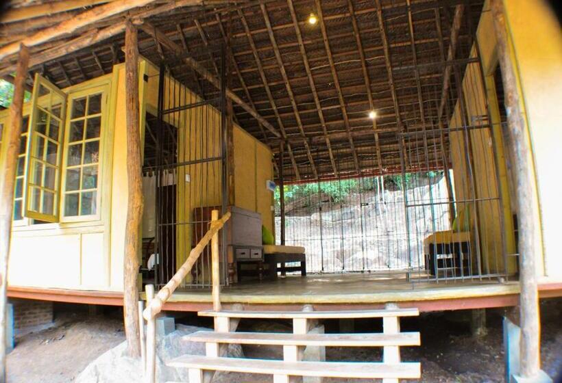 Hotel Back Of Beyond   Wild Haven