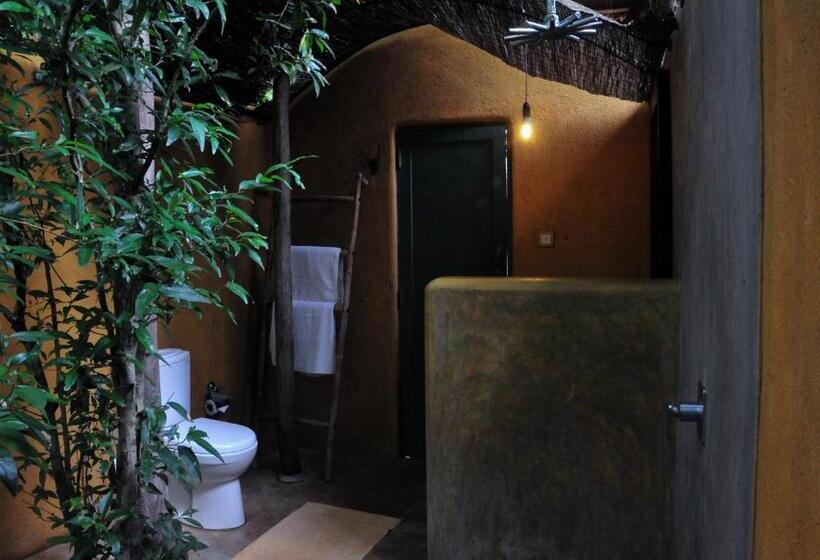 Hotel Back Of Beyond   Wild Haven