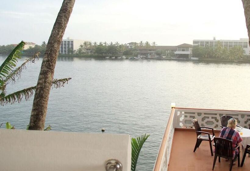 בית מלון כפרי Benthota High Rich Resort