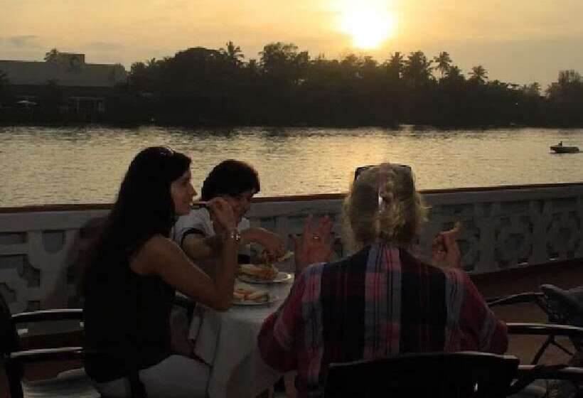 בית מלון כפרי Benthota High Rich Resort