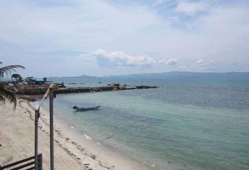 هتل Charung Bungalows