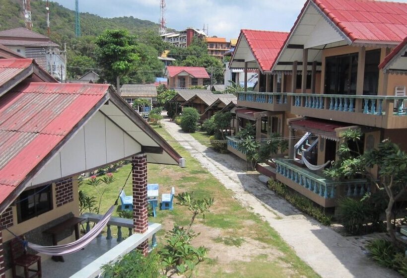 هتل Charung Bungalows