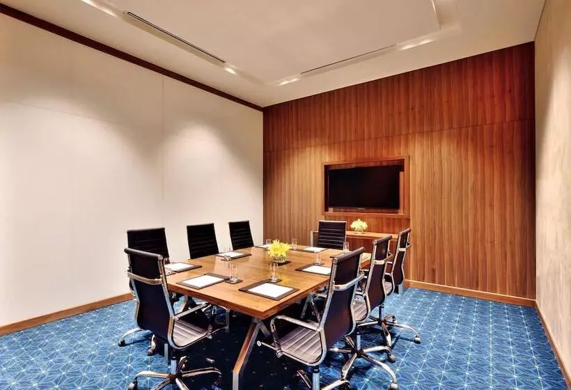 ホテル Fairfield By Marriott Jodhpur