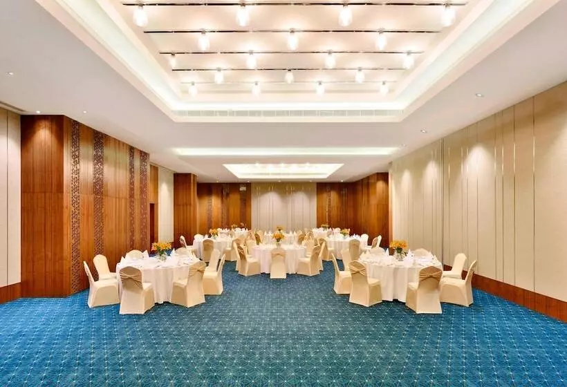 ホテル Fairfield By Marriott Jodhpur
