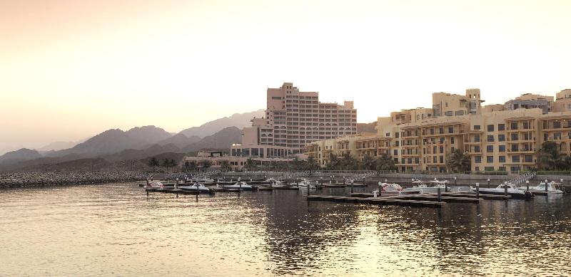 فندق Fairmont Fujairah Beach Resort