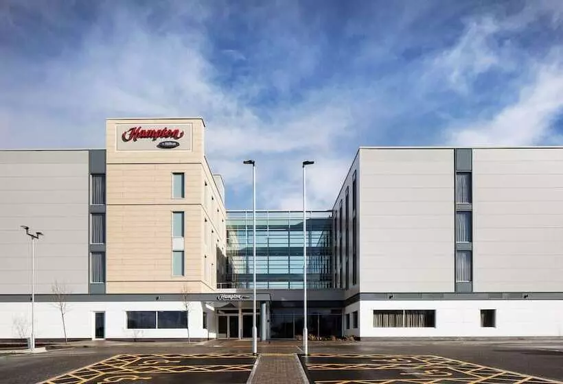 هتل Hampton By Hilton Bristol Airport