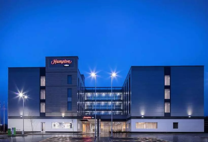 هتل Hampton By Hilton Bristol Airport
