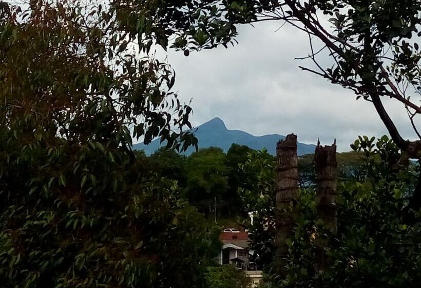 فندق Owinwil Boutique