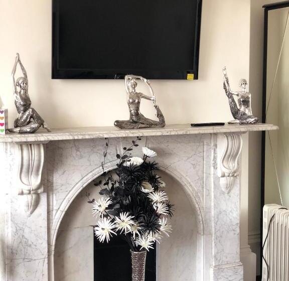 The Ship Leopard Hotel No Children