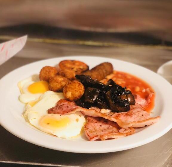 The Ship Leopard Hotel No Children