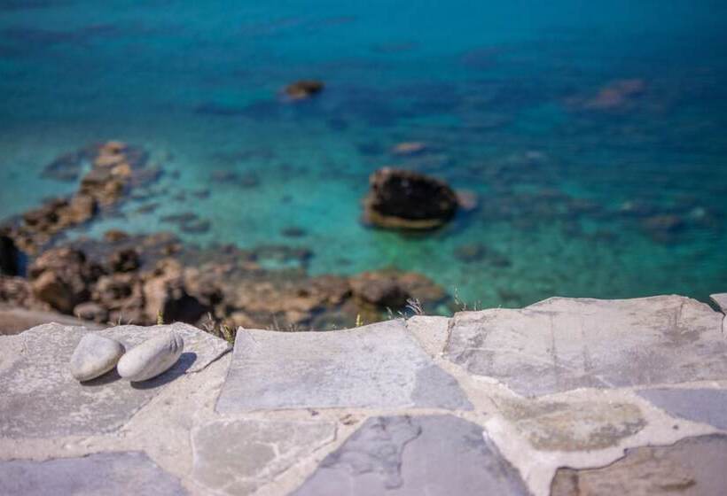 Iliada Suites Adults Only