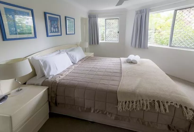 Le Beach Apartments