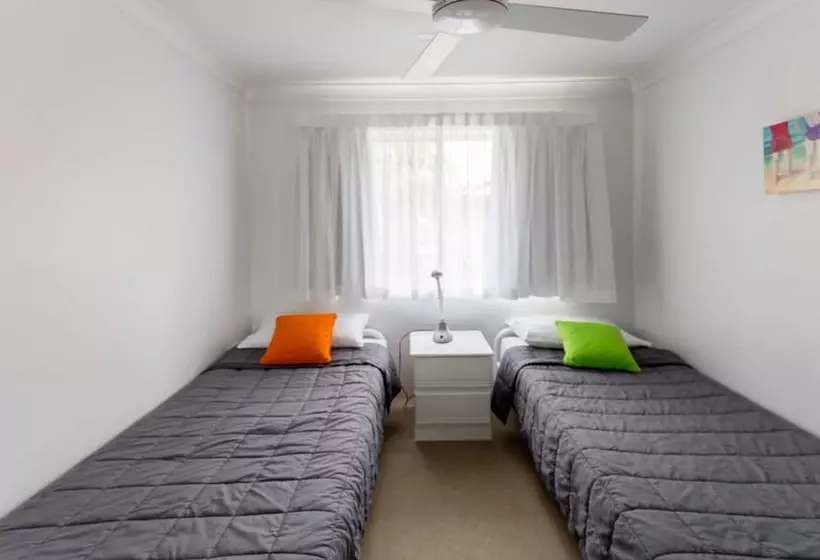 Le Beach Apartments