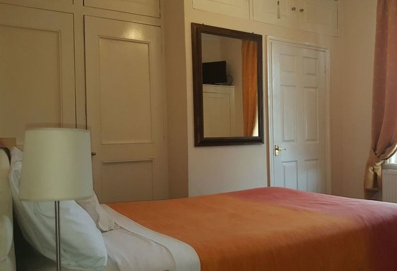 بنسيون Albany Guest House