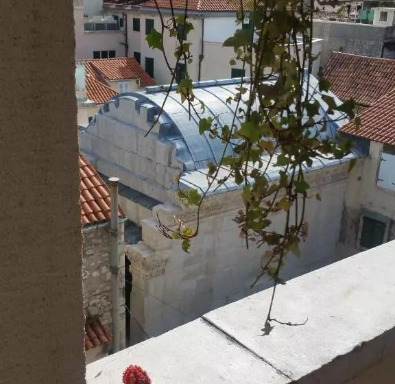 پانسیون Banica Apartments & Rooms