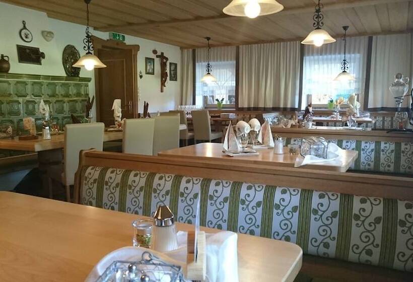 Denggenhof   Bed And Breakfast