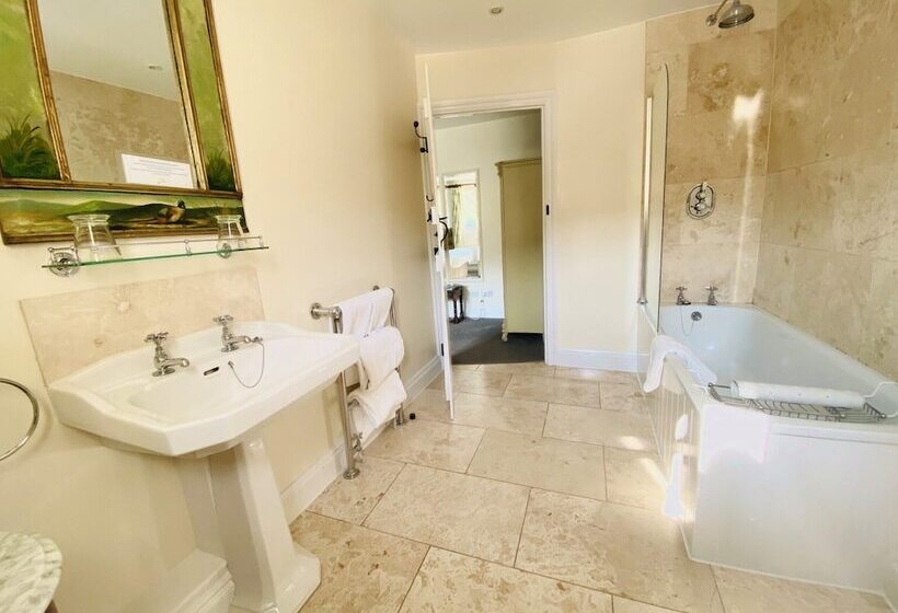 فندق فئة نجمة واحدة The Bell At Skenfrith