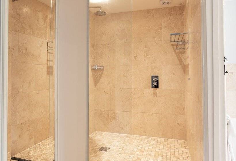 فندق فئة نجمة واحدة The Bell At Skenfrith