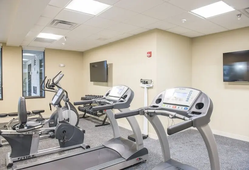 Hotelli Candlewood Suites Fargo South  Medical Center By Ihg