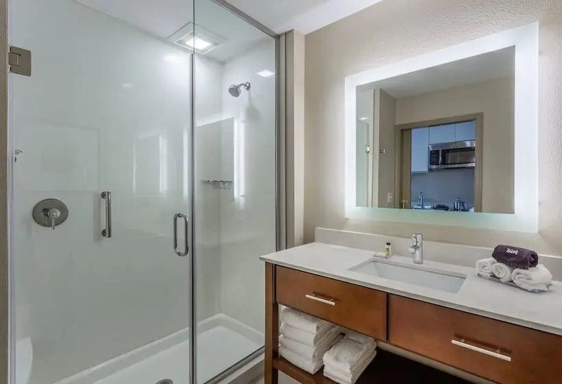 Hotelli Candlewood Suites Fargo South  Medical Center By Ihg