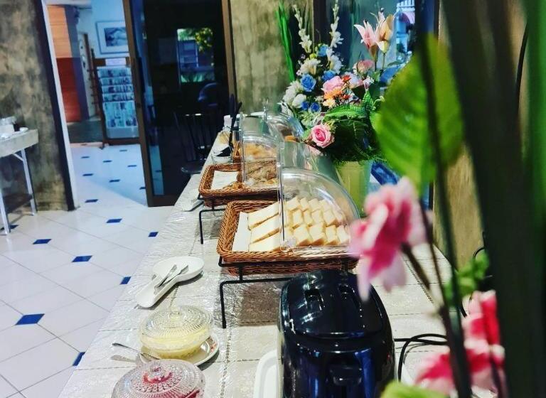 בית מלון כפרי Central Place