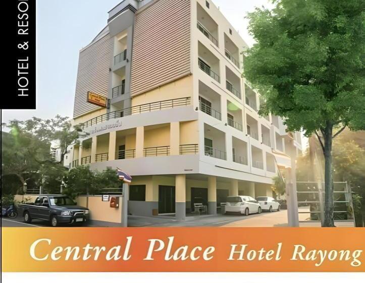 בית מלון כפרי Central Place