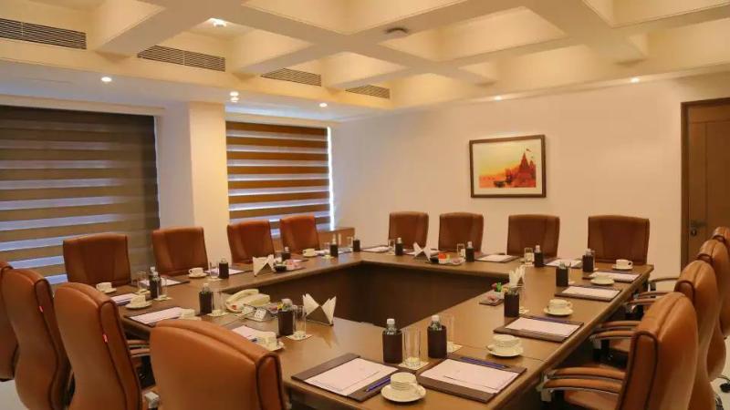 酒店 Efcee Sarovar Premiere Bhavnagar