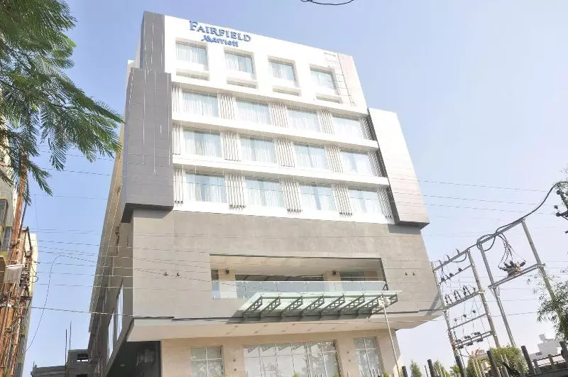 ホテル Fairfield By Marriott Indore