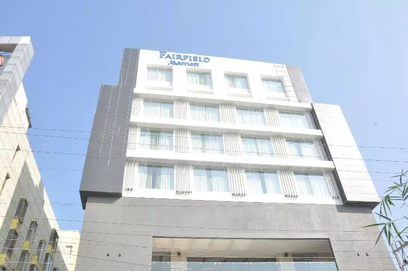 ホテル Fairfield By Marriott Indore