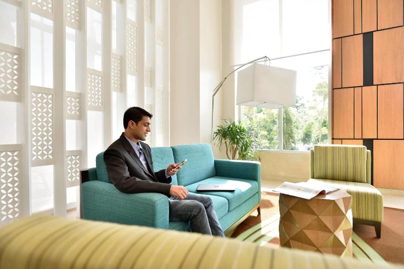 בית מלון כפרי Fairfield By Marriott Indore