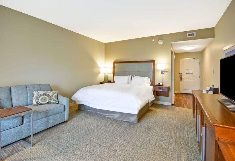 فندق Hampton Inn & Suites Charleston Airport