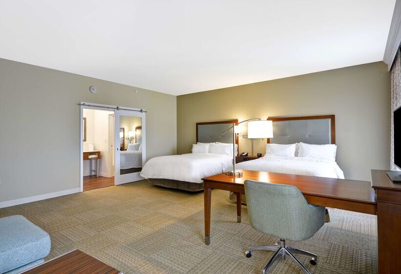 فندق Hampton Inn & Suites Charleston Airport