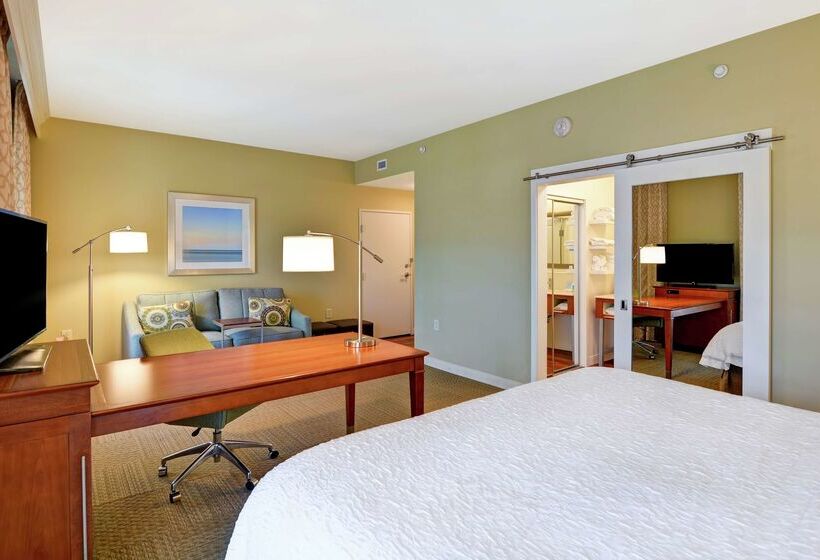 فندق Hampton Inn & Suites Charleston Airport